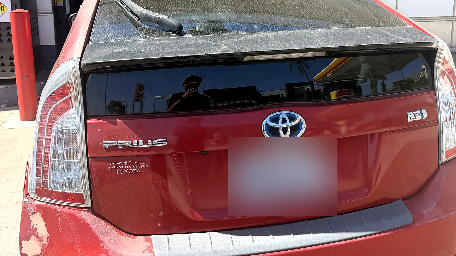 Hybrid smog check in San Diego, CA: Toyota Prius at our F Street station